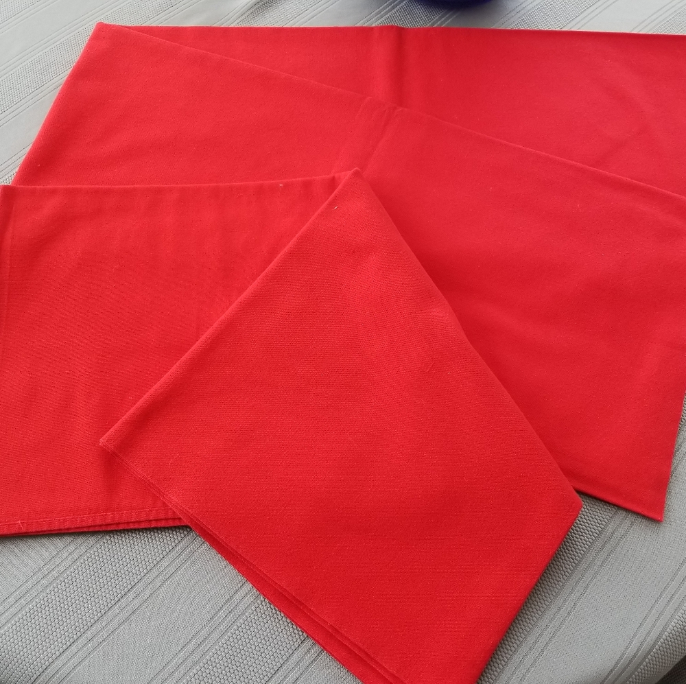 Table cover - Picture 2 of 2
